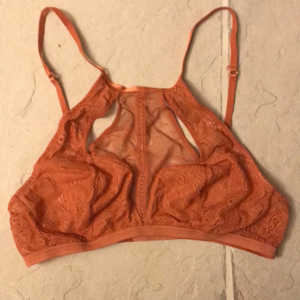 Victoria’s Secret Bralette M